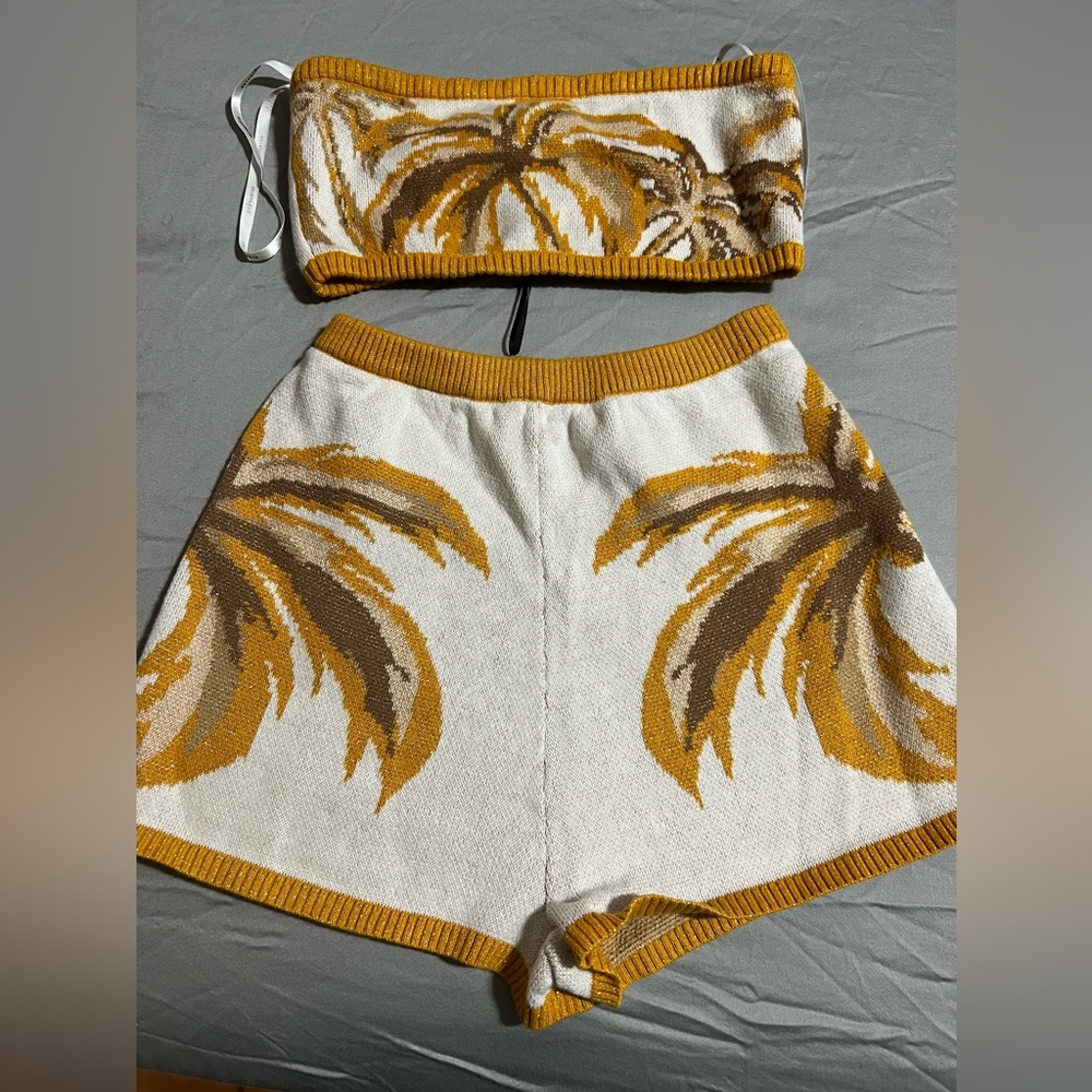 Two piece retrofete